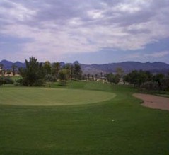 golfcourse.jpg (10912 bytes)
